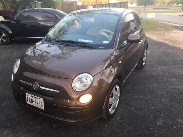 2012 FIAT 500, 136,893 Miles, A/C will FREEZE YOU! 5 Speed Manual Transmission, Located in Sealy, TX