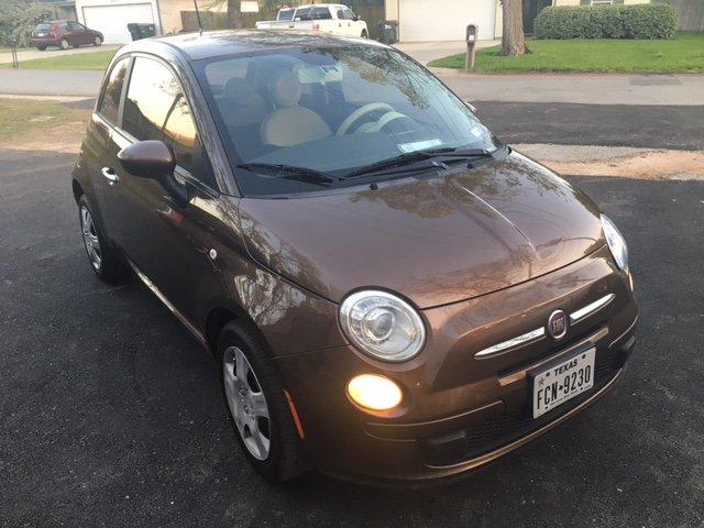 2012 FIAT 500, 136,893 Miles, A/C will FREEZE YOU! 5 Speed Manual Transmission, Located in Sealy, TX