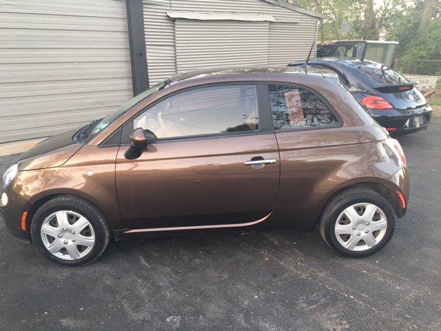 2012 FIAT 500, 136,893 Miles, A/C will FREEZE YOU! 5 Speed Manual Transmission, Located in Sealy, TX