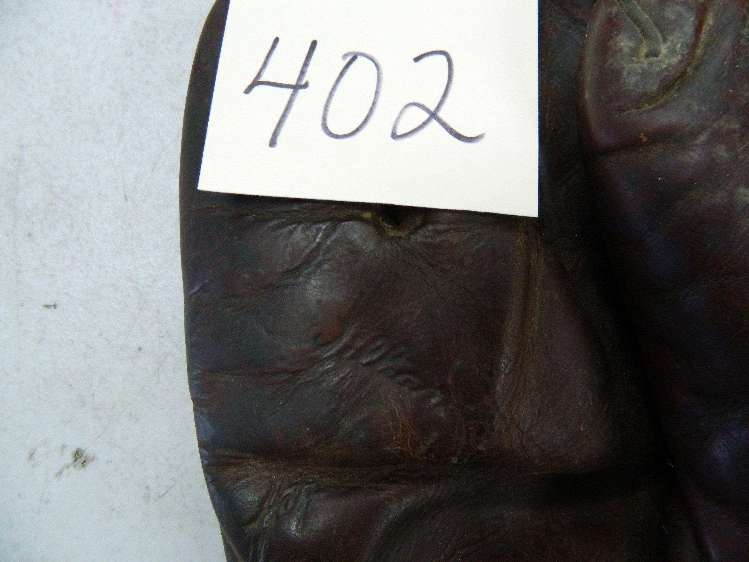 Vintage Dave Williams Spalding Youth Size Baseball Glove, Right Hand. This Item is Shippable