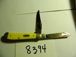 USED Case #3207, yellow composition, two blade trapper, from the year 1995, New Ulm Estate