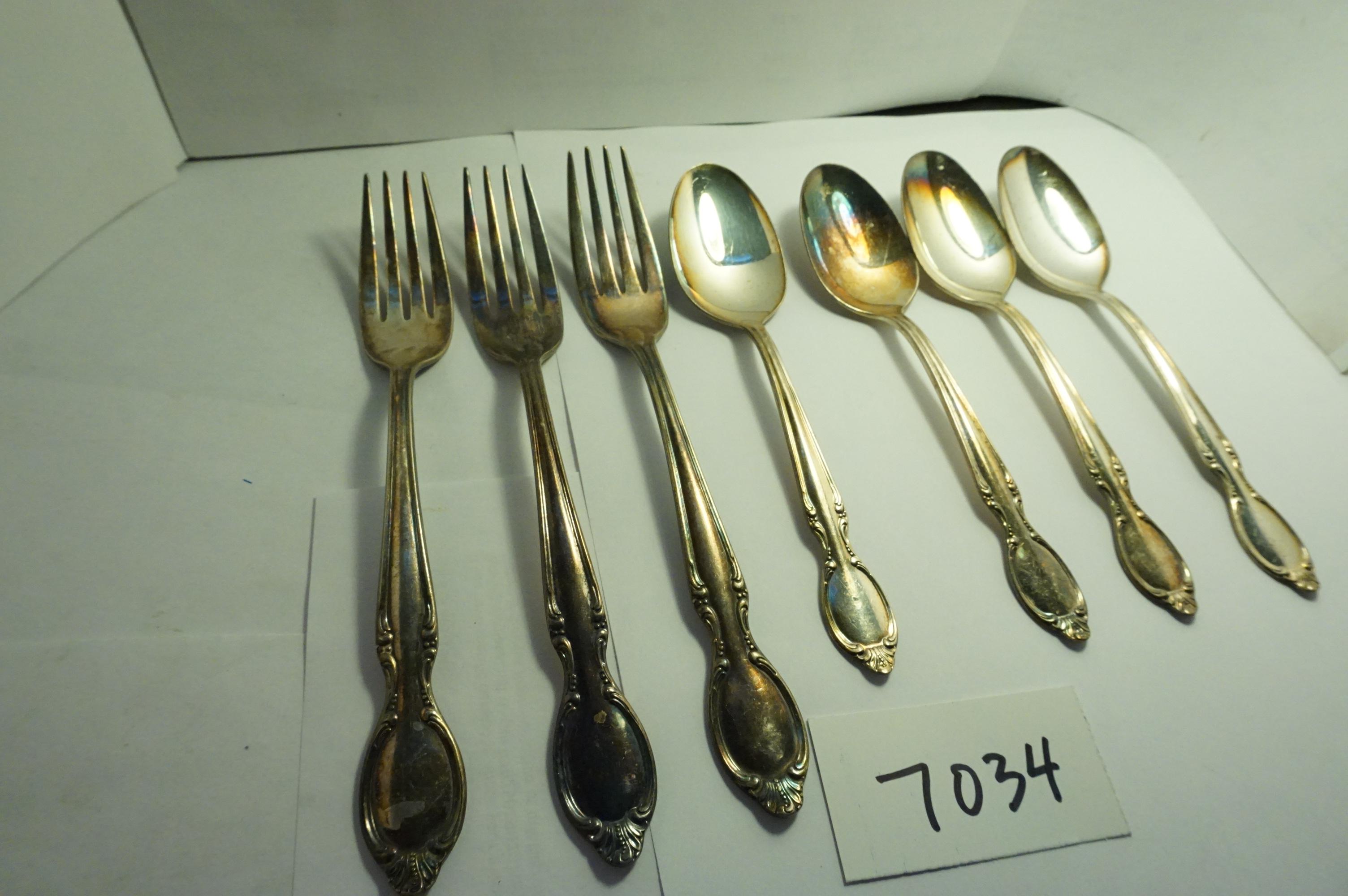 Seven Pieces of Roger Flatware, All One Money, Estae Find, Metal Content Unknown. marked IS