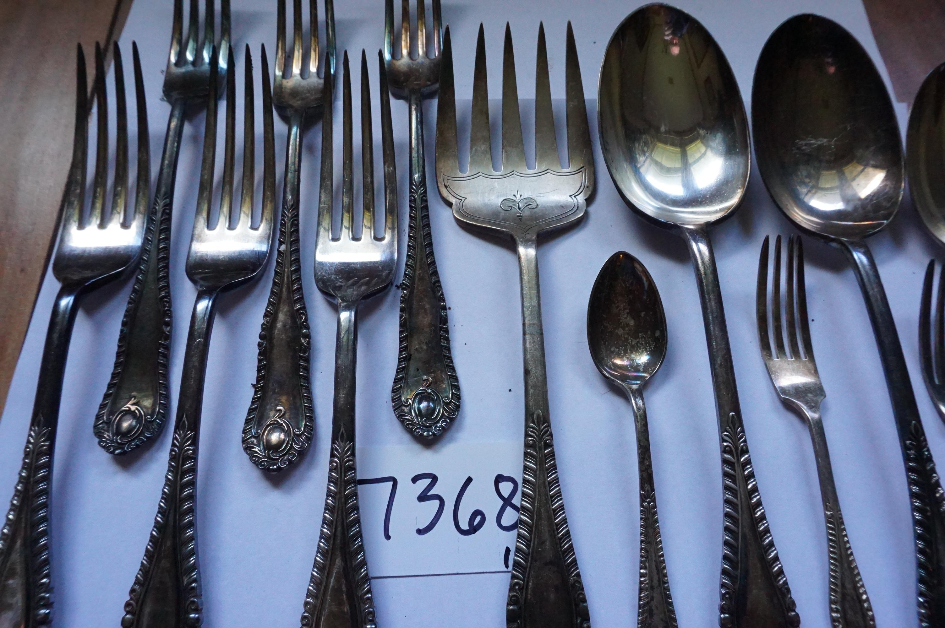 Seventeen (17) pieces of Vintage High Quality Silver plate Flatware, OLD, Estate Find. All One Money