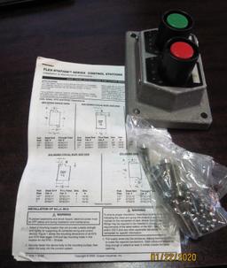 Cooper Crouse Hinds Control Assembly Cover