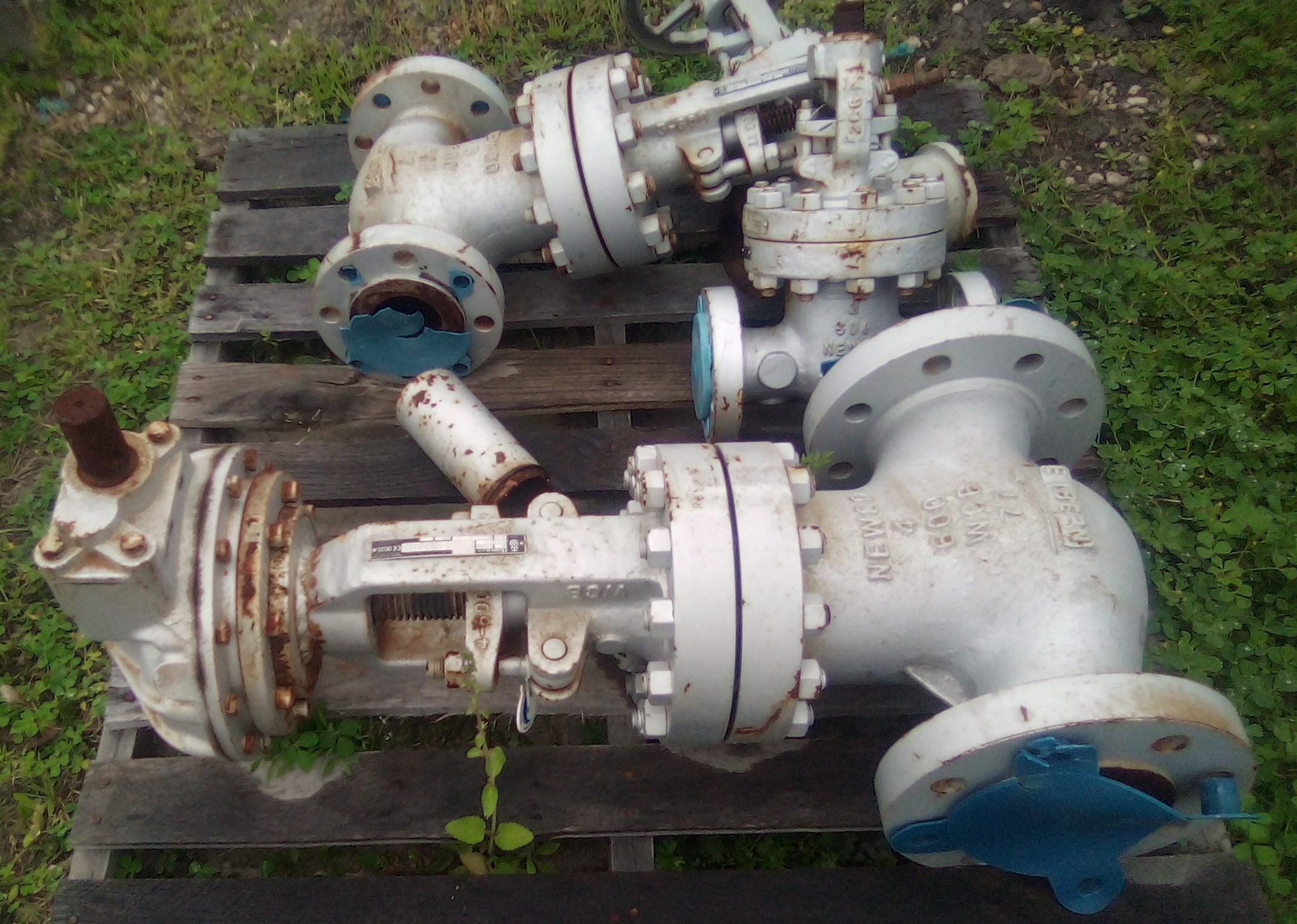 LOT OF Miscellaneous Valves