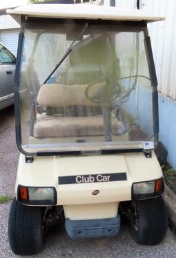 Club Car Electric Golf Cart, It Has Been Sitting For Five Years, Will Not Run, Needs Baterries.