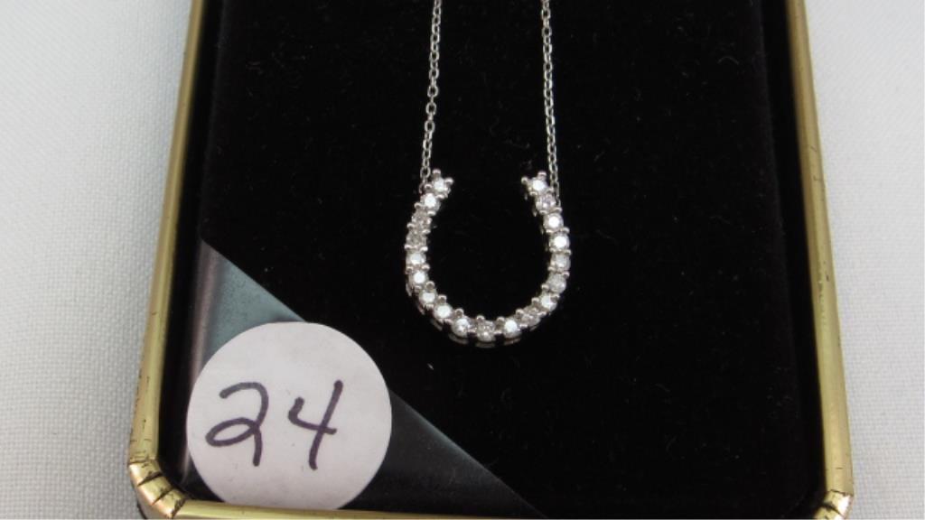 14K w/g Estate 16" 19 Diamond Horseshoe Necklace,