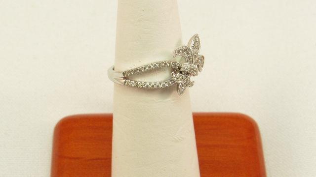 14K w/g .32ct. t.w. Diamond Fleur De Lis Ring