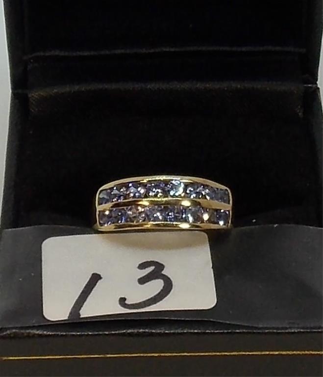 LADIES 10K Y/G .96CT T.W. TANZANITE BAND 1.1GR