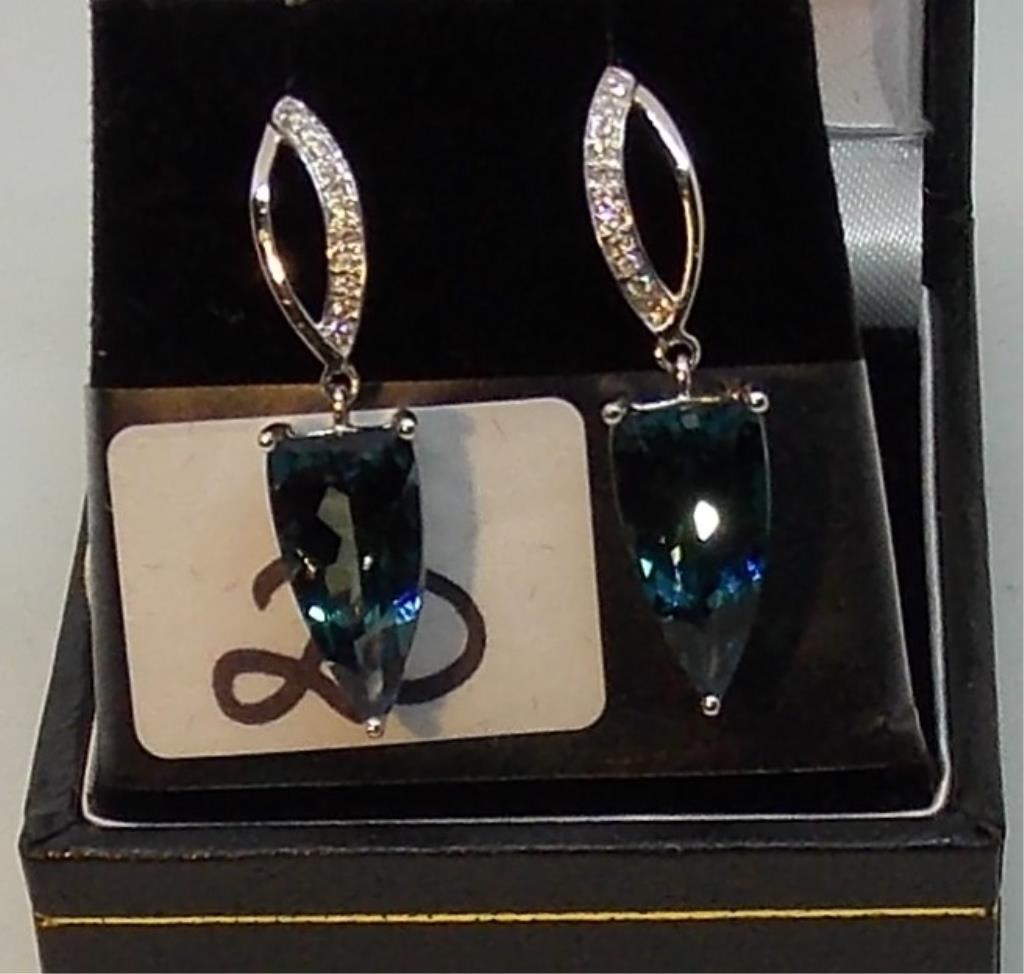 LADIES 14K W/G FANCY CUT LONDON  BLUE TOPAZ