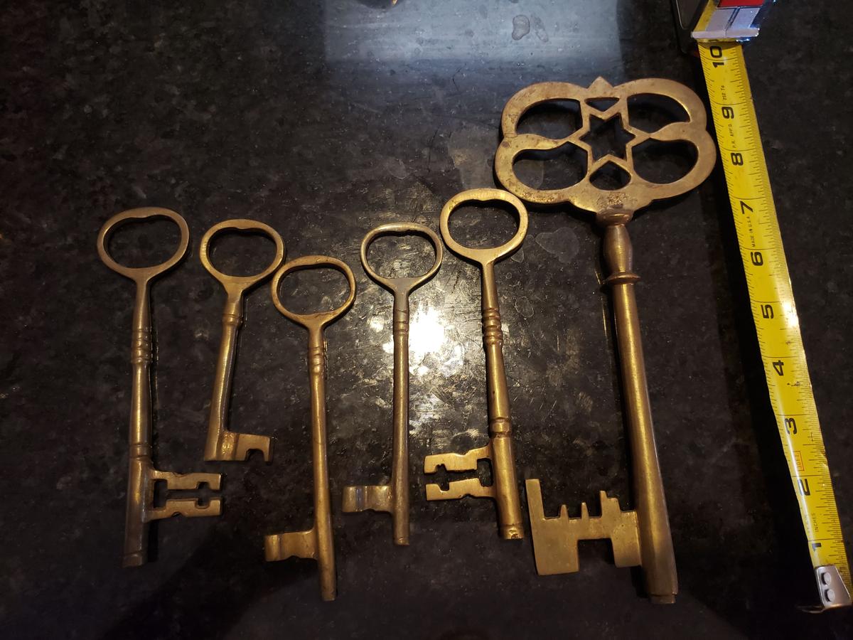 Brass Jailhouse Keys