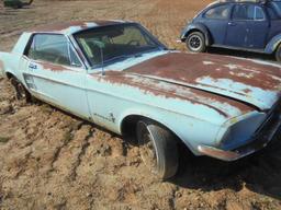 1967 Ford Mustang Auto in floor V-8 Car with Title