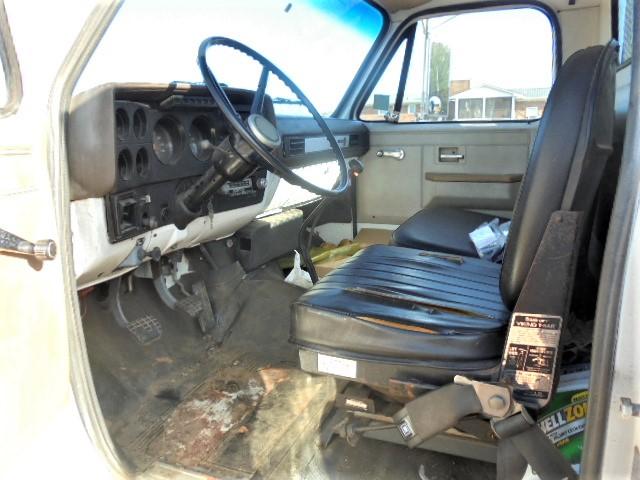 1984 2 Ton Chevy Flat Bed "Diesel Engine" "Runs Good" with Title