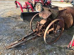 1905:Aspinwall Potato Planter