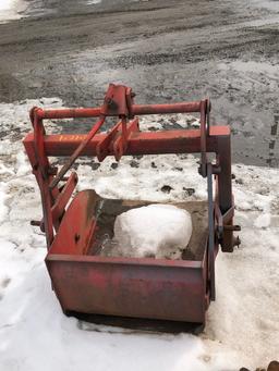 3424 Ford Dirt Scoop