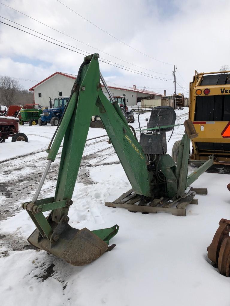 3452 John Deere 10A Backhoe