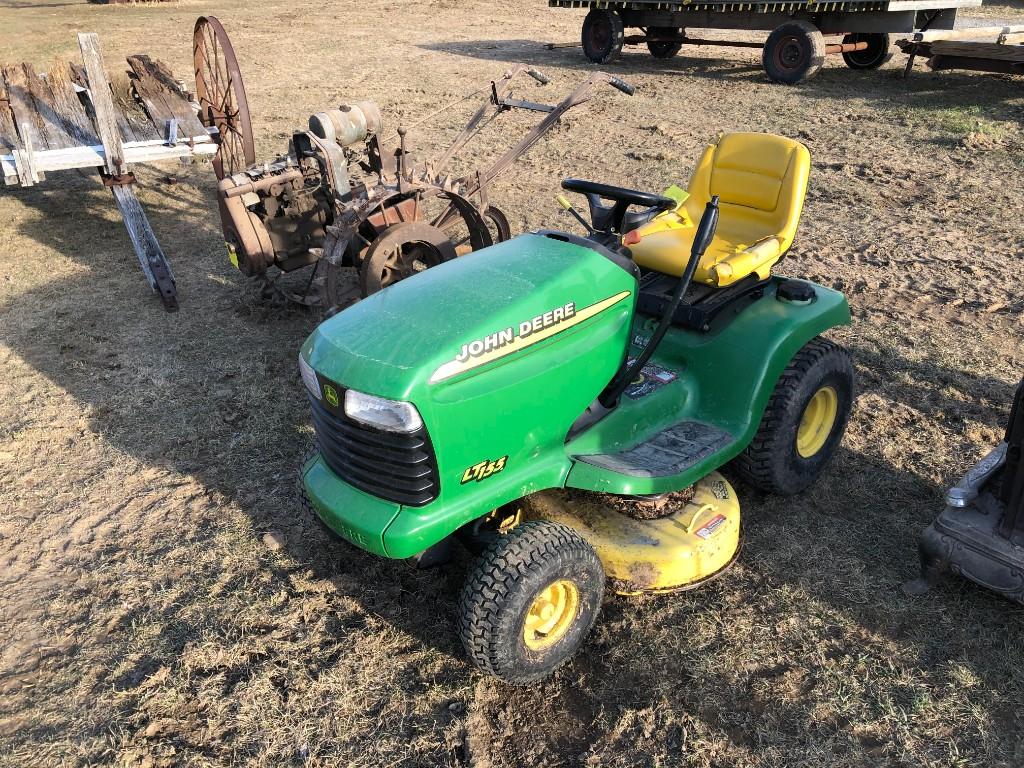 097 John Deere LT155