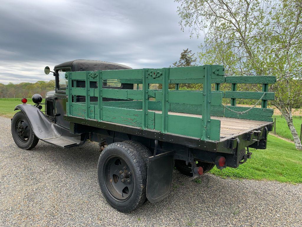 16 1931 Ford Model A Truck