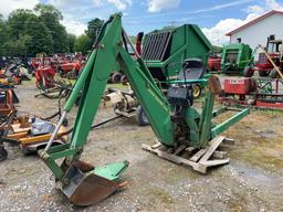 3452 John Deere 10A Backhoe