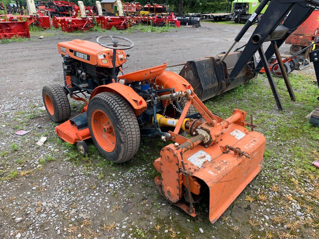 3868 Kubota B6000 with Mower, Tiller