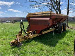 1 New Holland 308 V Spreader