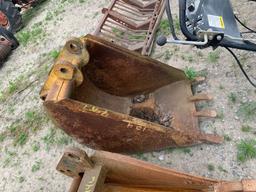 4947 Backhoe Bucket