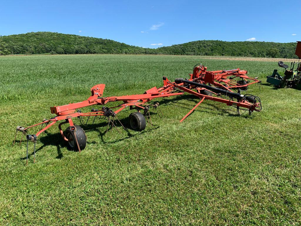 16 Kuhn 6-Star Tedder