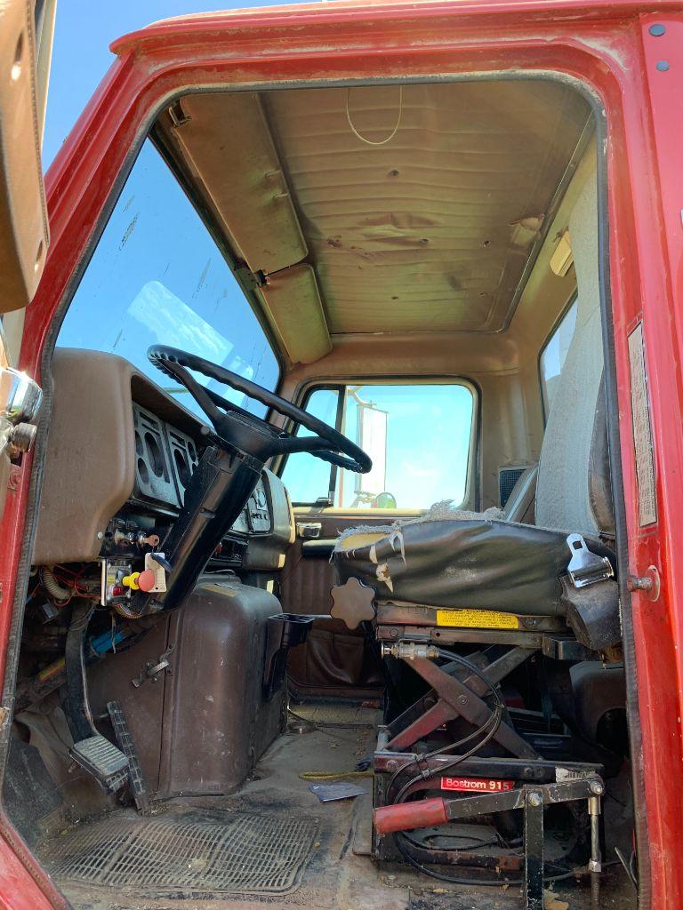 23 1995 IH Grain Truck with EBY 2060 Dump Body