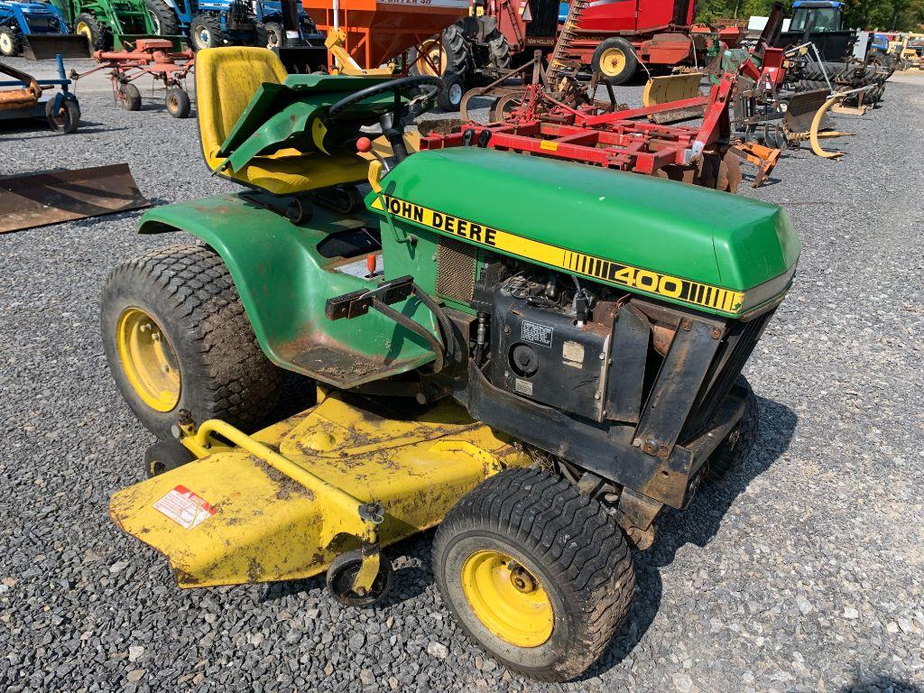 2710 John Deere 400 Lawn Tractor
