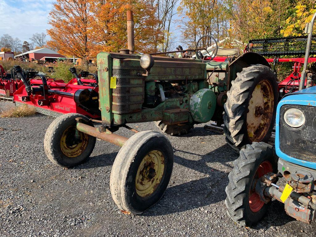 19 GMW 25 Tractor