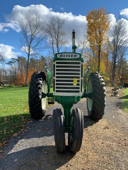 3713 1962 Oliver 770 Tractor