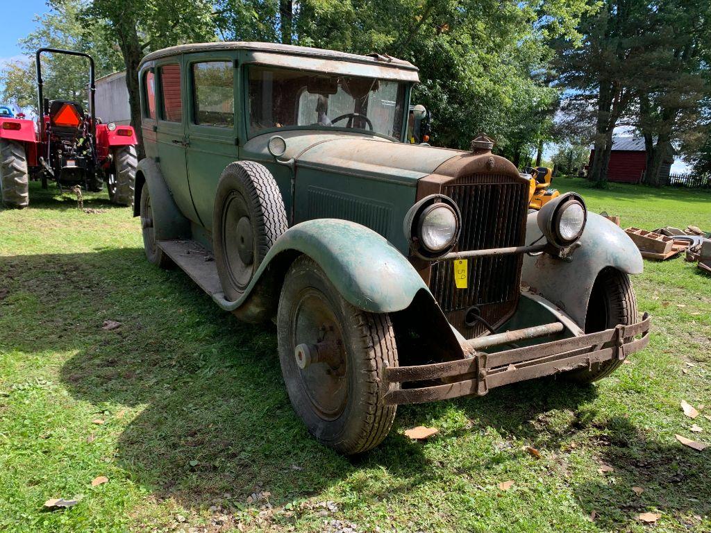 59 1929(?) Packard Car