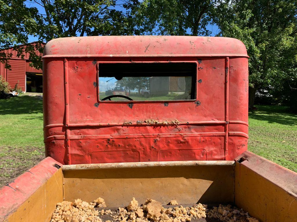 72 1935 Chevrolet Pick-Up