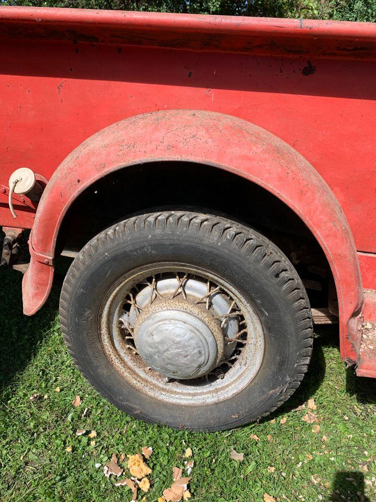 72 1935 Chevrolet Pick-Up