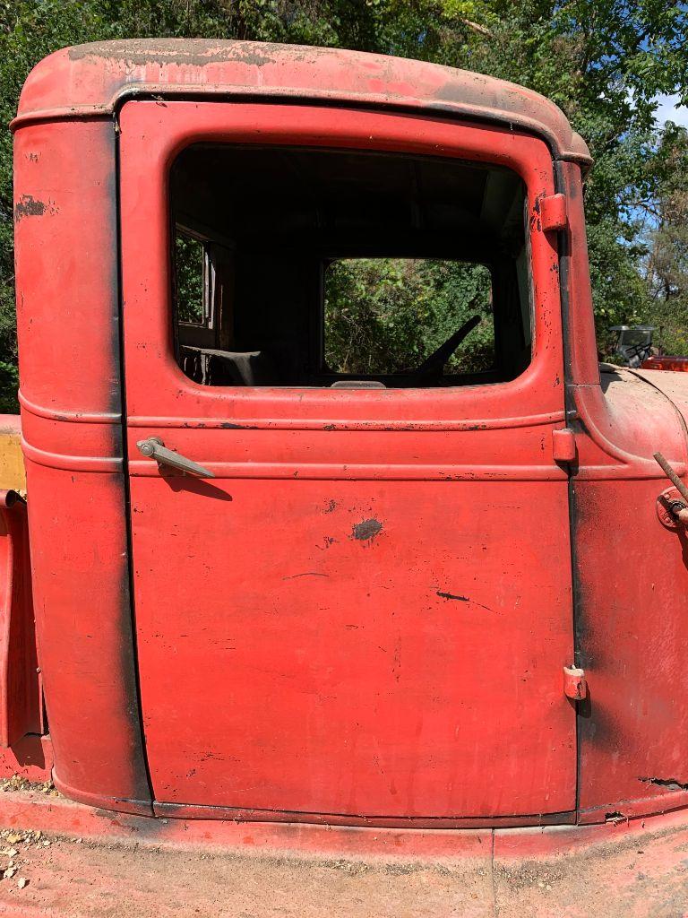 72 1935 Chevrolet Pick-Up