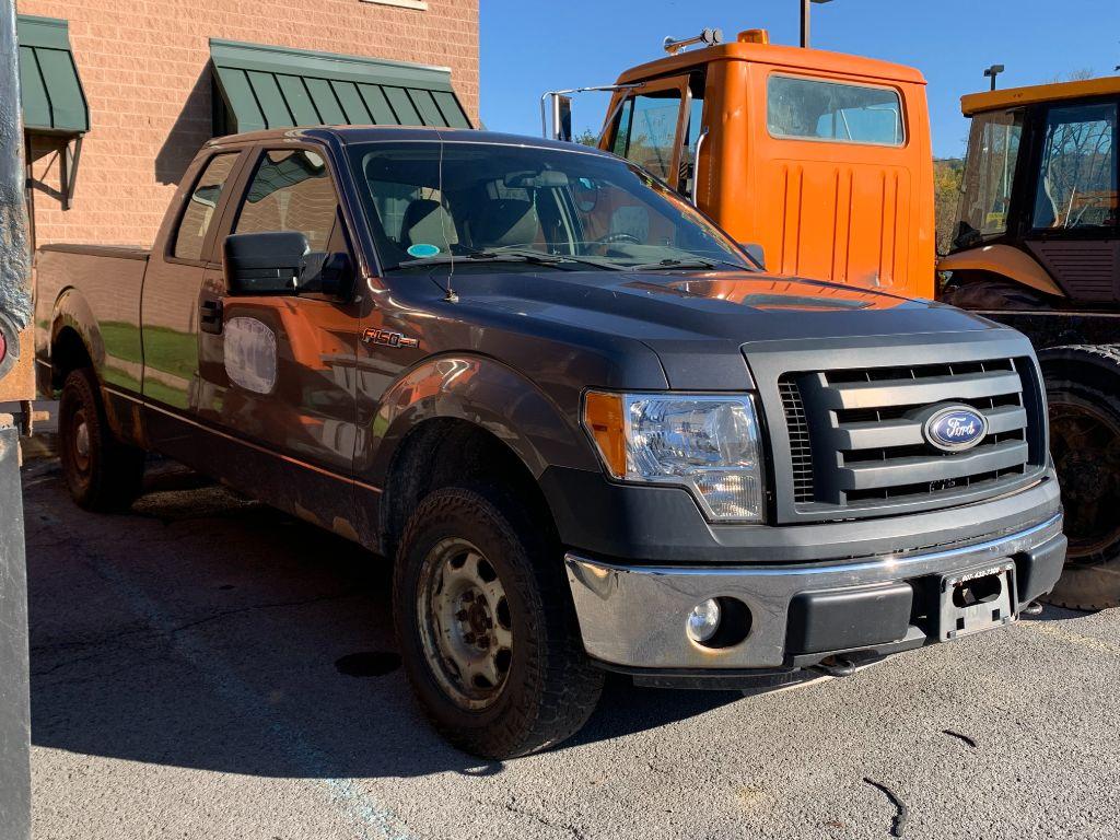 19 2010 Ford F150 Truck