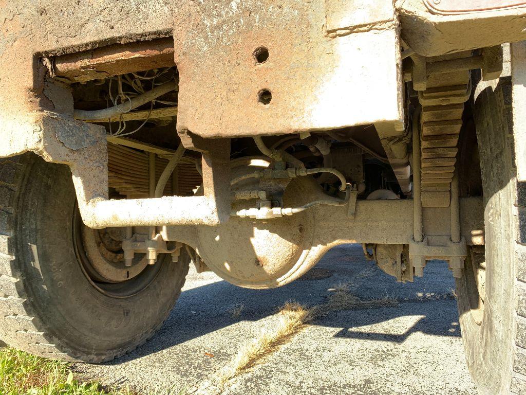 6 Ford L8000 Dump Truck with Plow