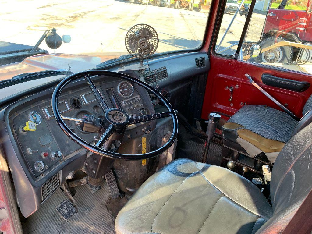 6 Ford L8000 Dump Truck with Plow