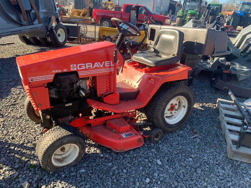 6762 Gravely 16hp Garden Tractor