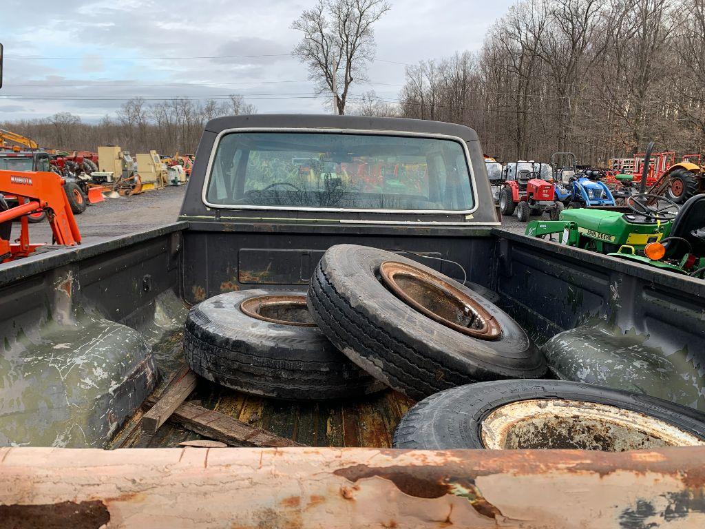 6838 1976 Ford F250 Truck