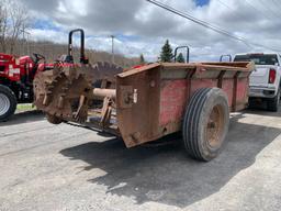 7333 H&S 235 Manure Spreader