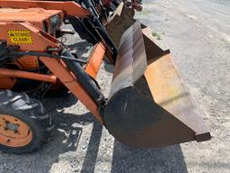 7431 Kubota B6100 Tractor