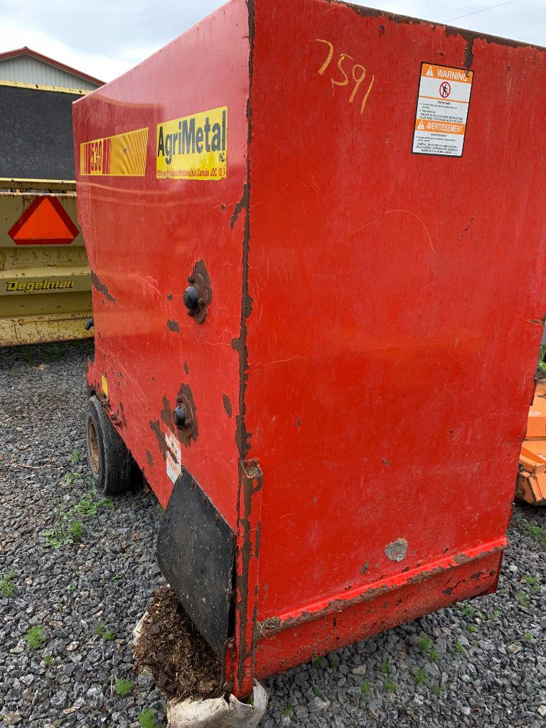 7591 Agri Metal 530 Feed Cart