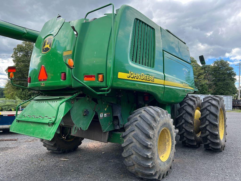 7820 John Deere 9660 STS Combine