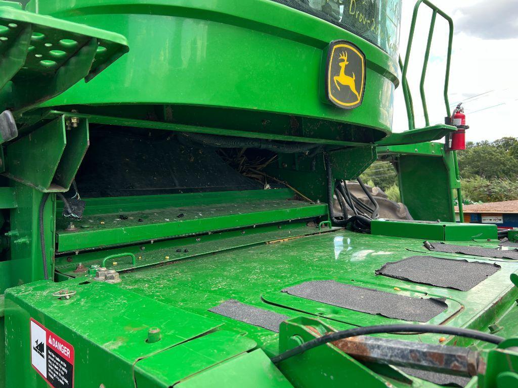 7820 John Deere 9660 STS Combine