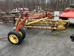 8037 New Holland 256 Rake