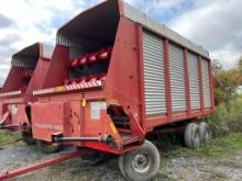 1651 Miller Pro 5100 Self Unloading Forage Wagon