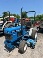 8767 New Holland 1220 Tractor