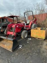 9443 Massey Ferguson 1643 Tractor