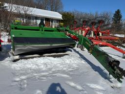 10 John Deere 926 Discbine